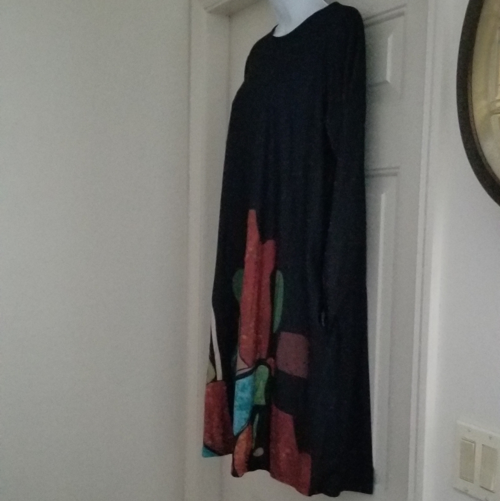Mozaic Dress - Picture 2 of 3